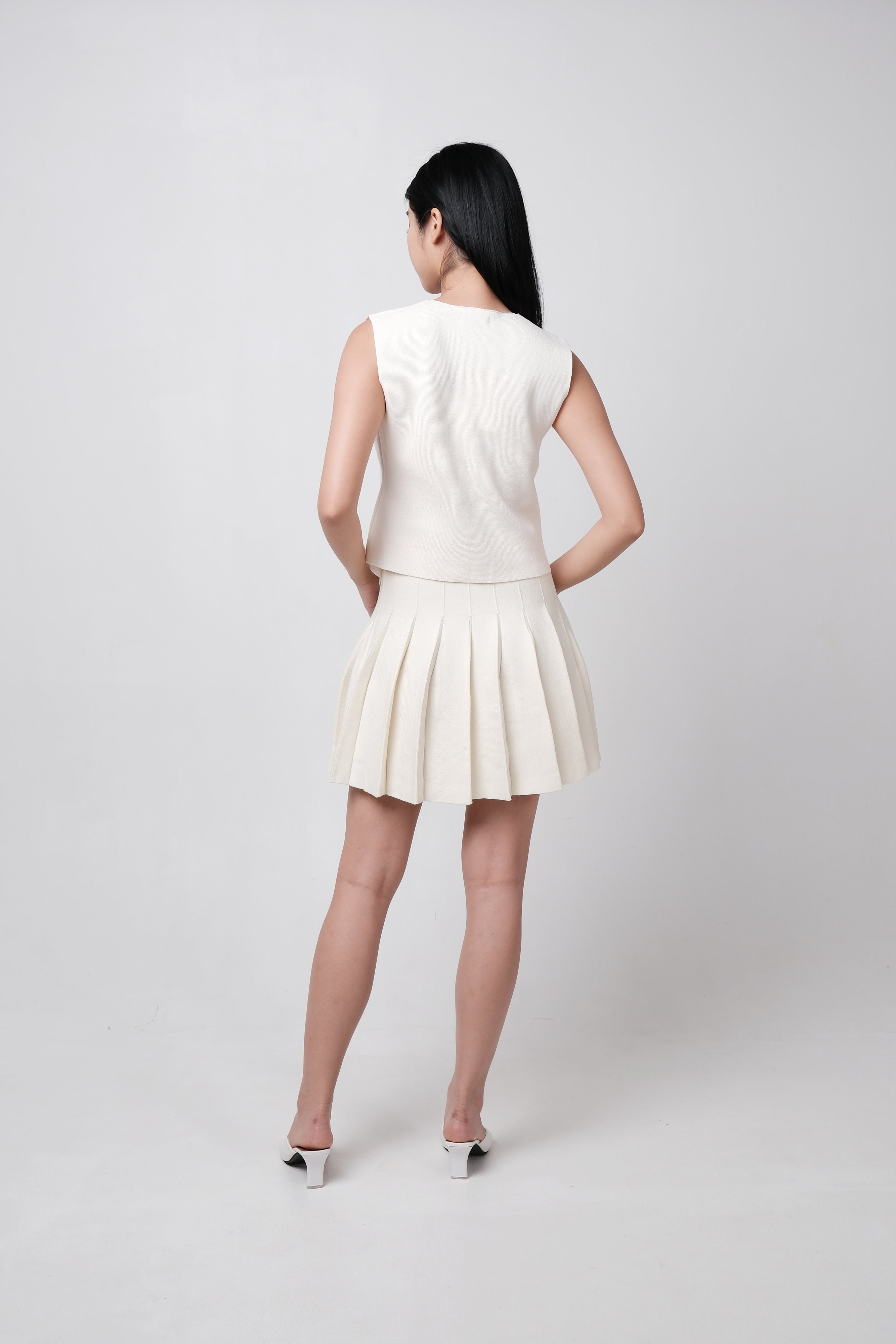 ABBY KNIT VEST SKIRT CO-ORD (CREAM)