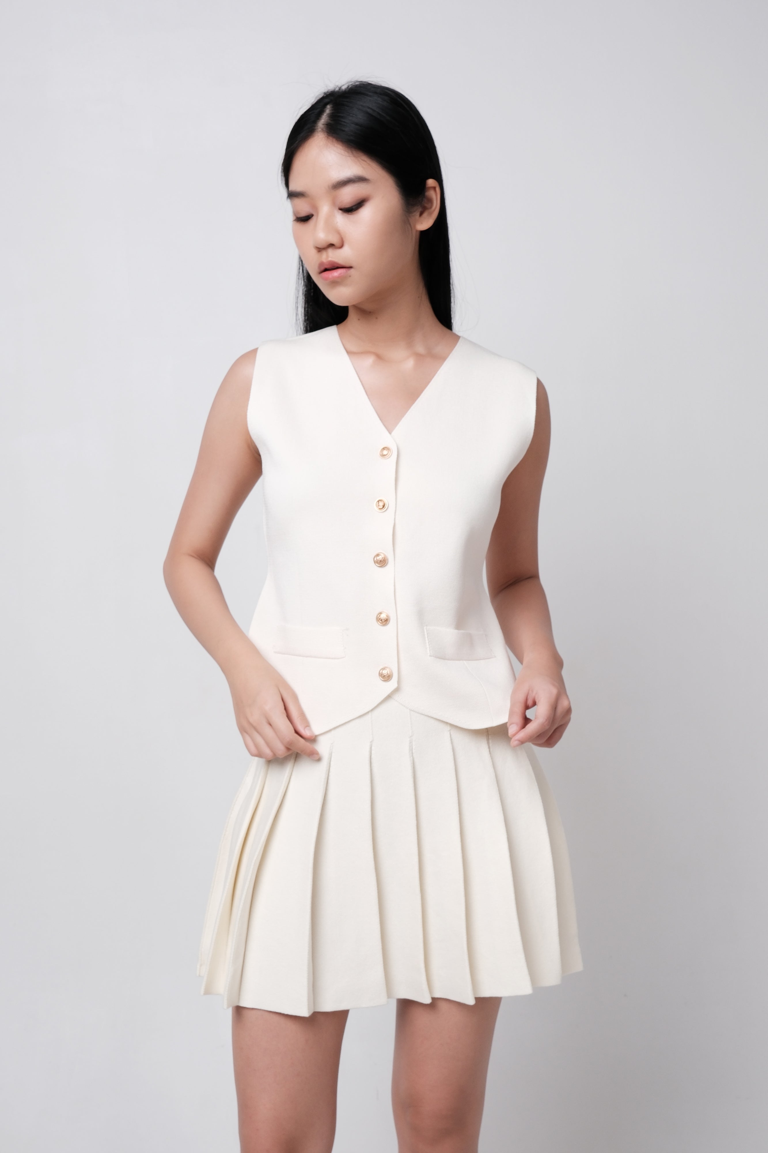 ABBY KNIT VEST SKIRT CO-ORD (CREAM)